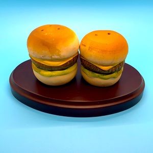 Cheeseburger Salt and Pepper Shakers